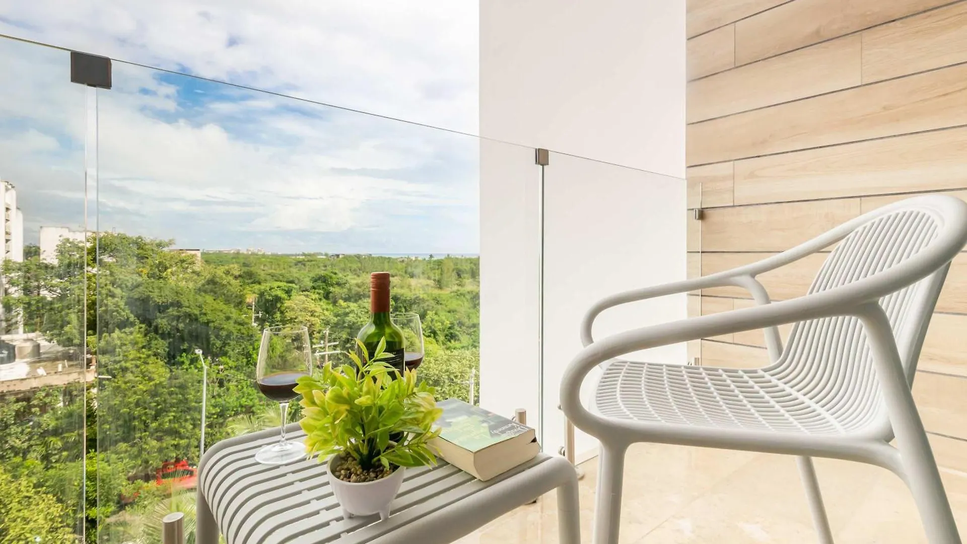 Chic Studio, Oceanview Roof Pool, Balcony, Gym Playa del Carmen 0*,